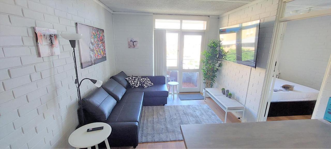 Sky High On Arundel - Central Fremantle Apartment Extérieur photo